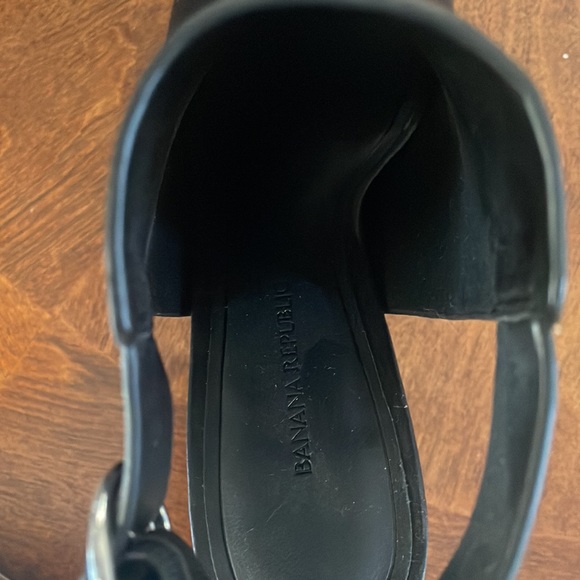 An Early Spring Must Have!! NEW - BR Stylish Peep toes! - Picture 4 of 9